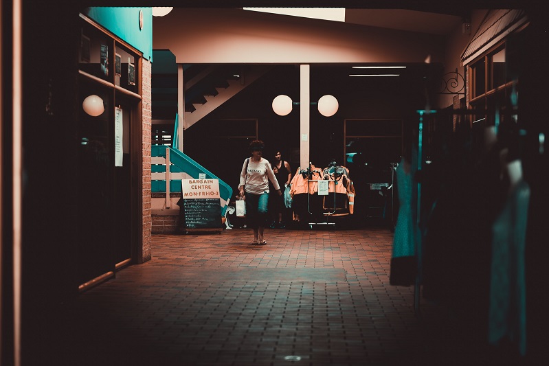 地下室潮濕怎么破？安詩曼除濕機(jī)來支招