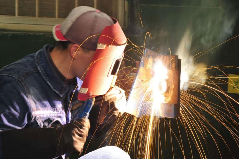 焊材庫(kù)、焊條庫(kù)、焊絲庫(kù)防潮除濕機(jī)